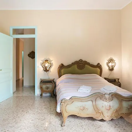 In La Baronessa * Sanremo